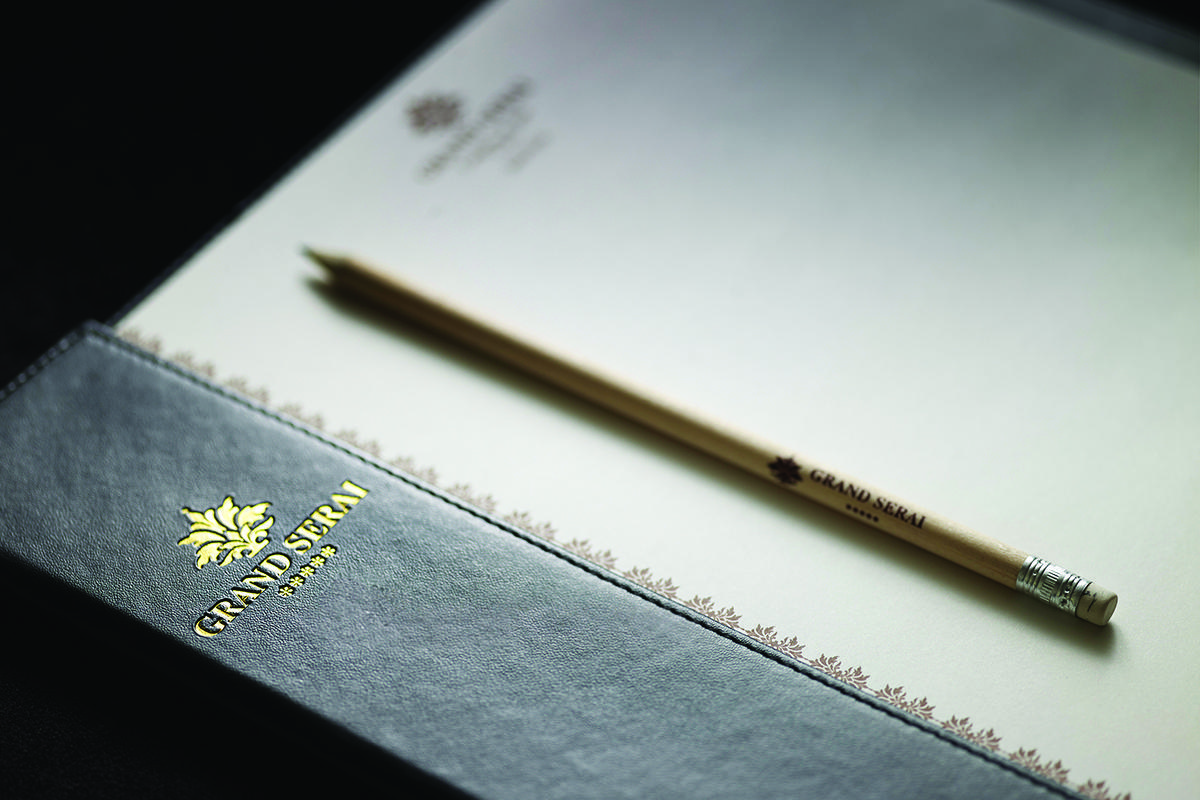 Grand Serai Congress And Spa Янина Екстериор снимка A pencil