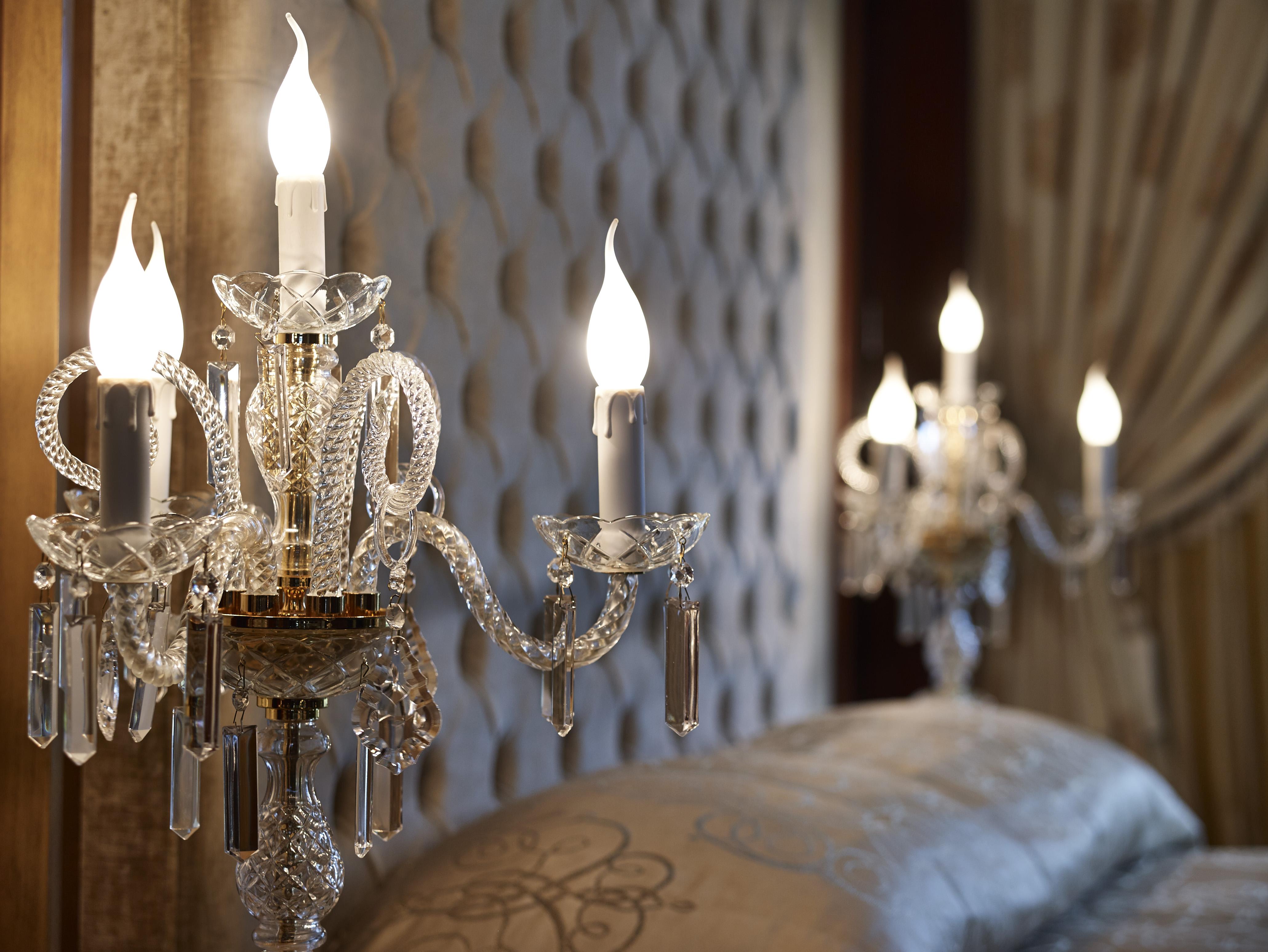 Grand Serai Congress And Spa Янина Екстериор снимка Wall lights